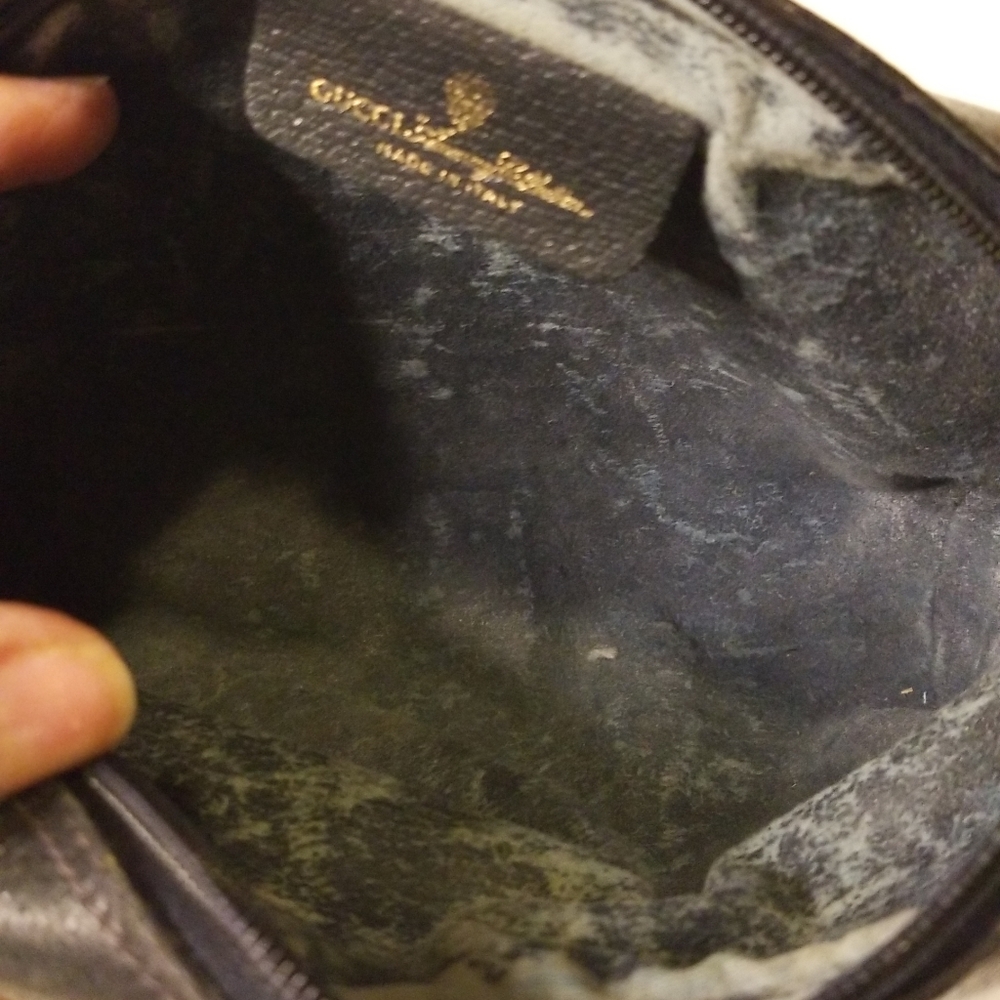 Authentic Vintage Gucci Bag - Picture 12 of 17
